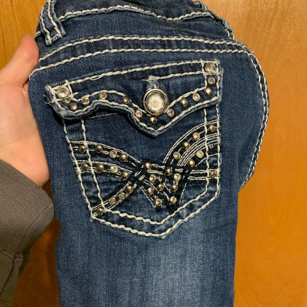 Miss Chic fitted jeans!